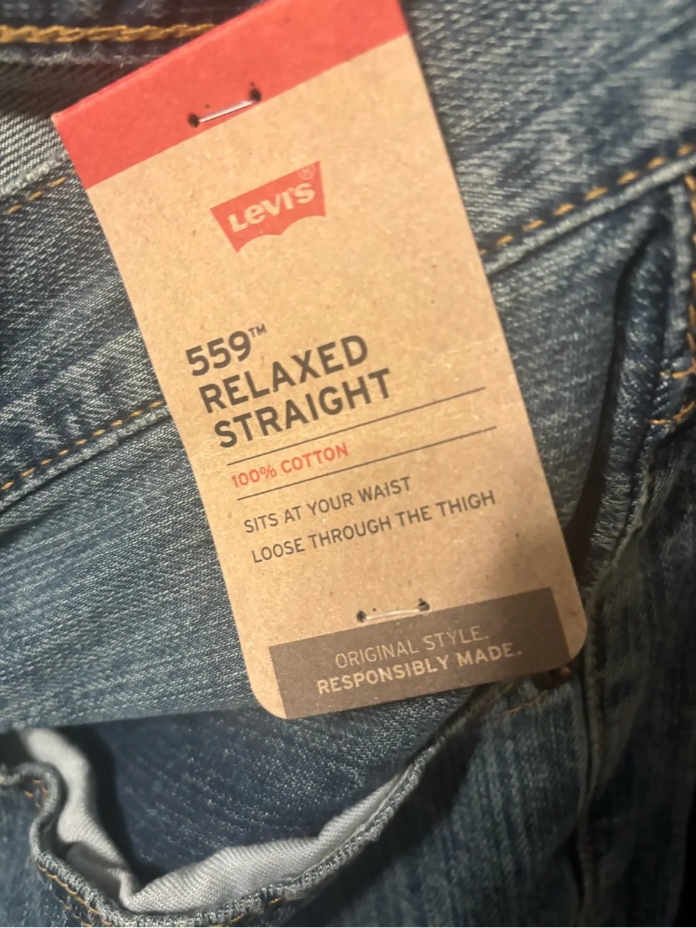 Levi's 559 Relaxed Straight Jeans - Blue with Red Tag